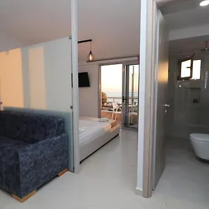 goros-rooms.albaniahotels.org/